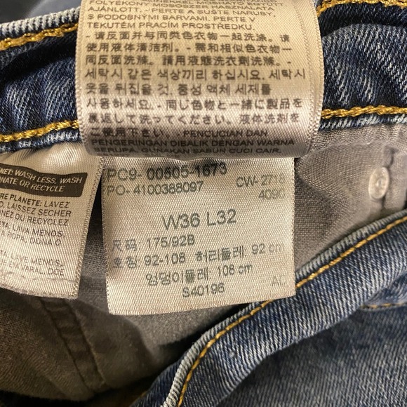 Levi's 550 Relaxed Fit Jeans Men's Size 36x32 Blue Medium Wash Denim Pants - Picture 6 of 16